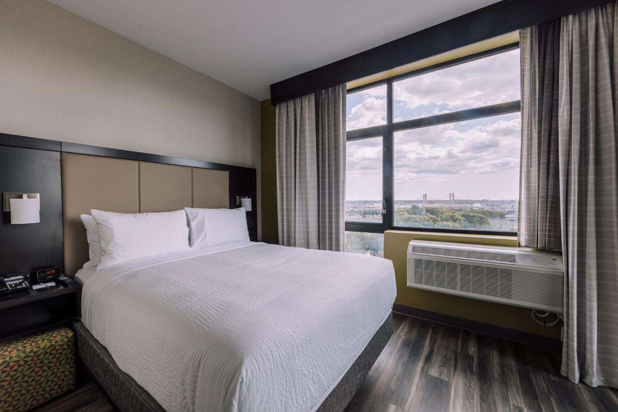 Express Long Island E - By Ihg Nova York